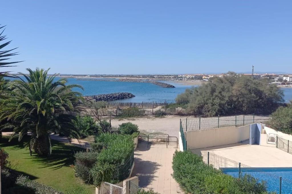 Appartement Vue Mer Сет Екстериор снимка