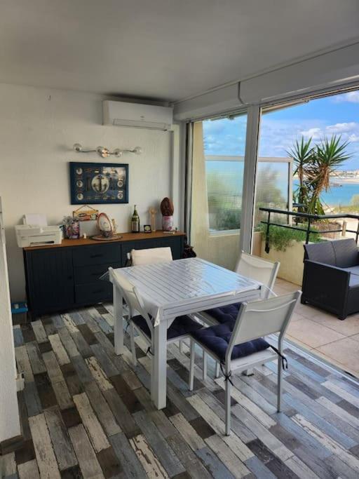 Appartement Vue Mer Сет Екстериор снимка